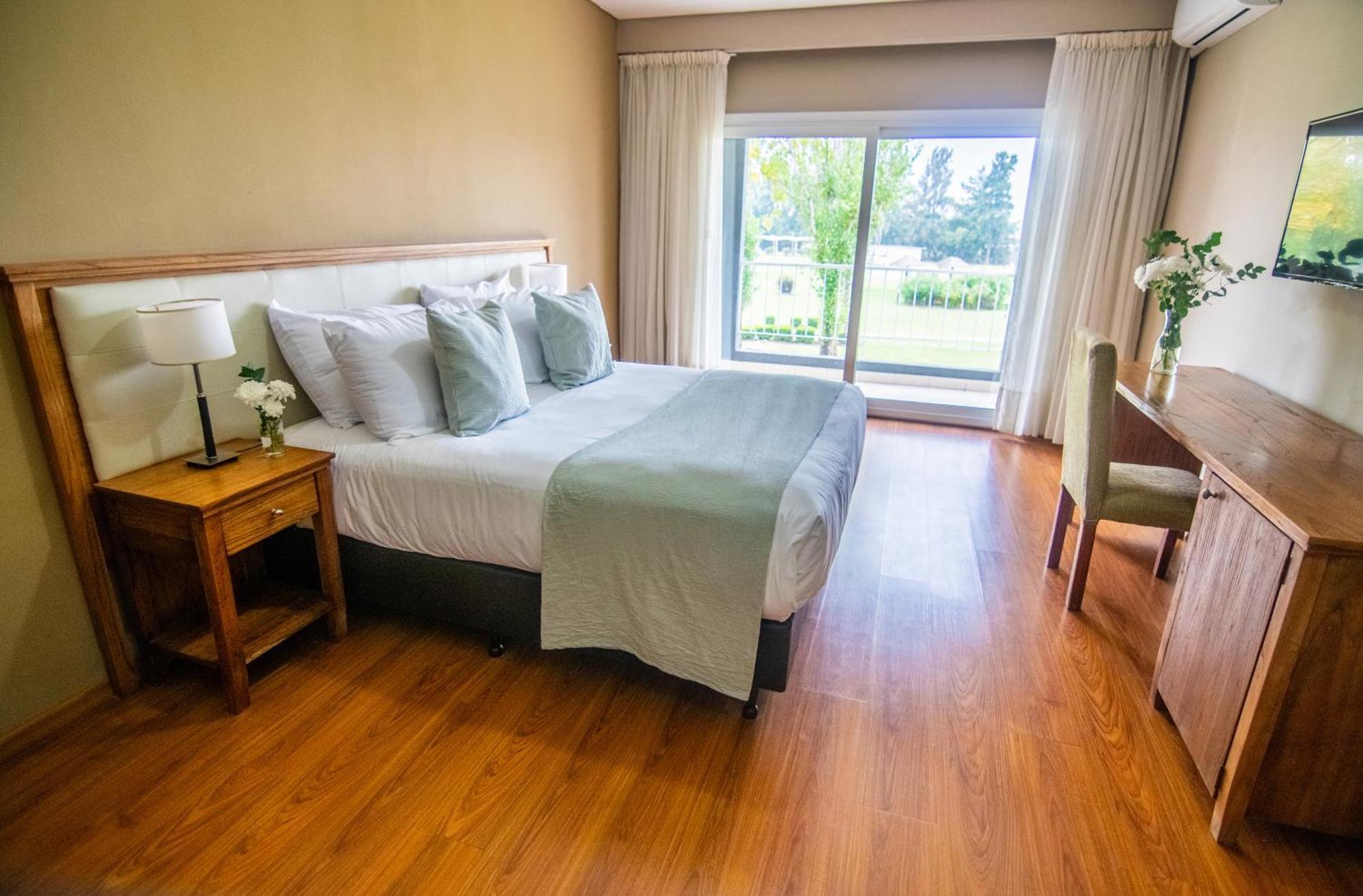 מלון Wyndham Garden קמפאנה מראה חיצוני תמונה