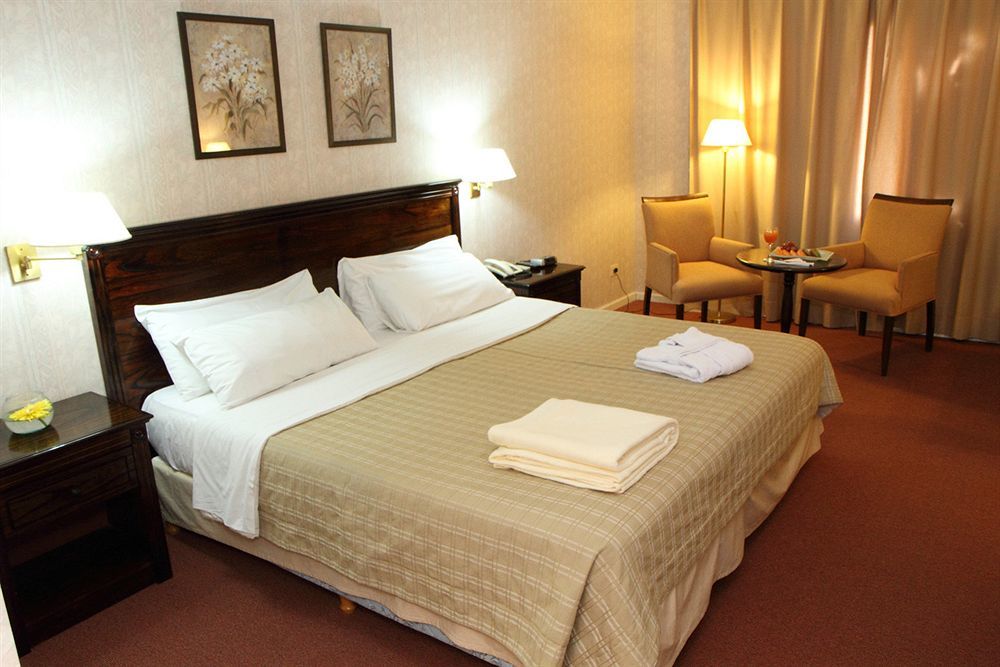 מלון Wyndham Garden קמפאנה מראה חיצוני תמונה