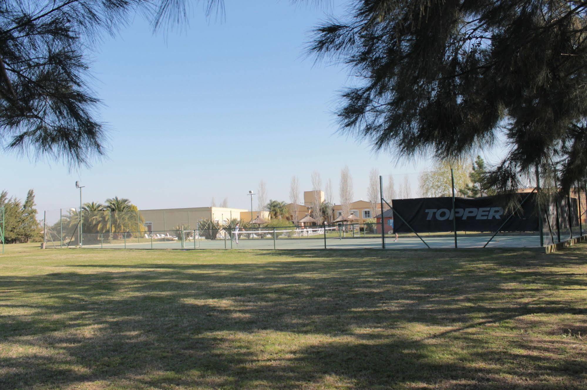מלון Wyndham Garden קמפאנה מראה חיצוני תמונה